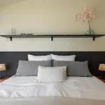 Beautiful Holiday Home With Garden