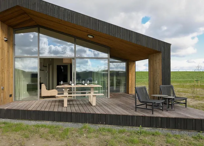 Beautiful Holiday Home With Garden